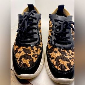 Vince Camuto leopard and leather Sneakers
